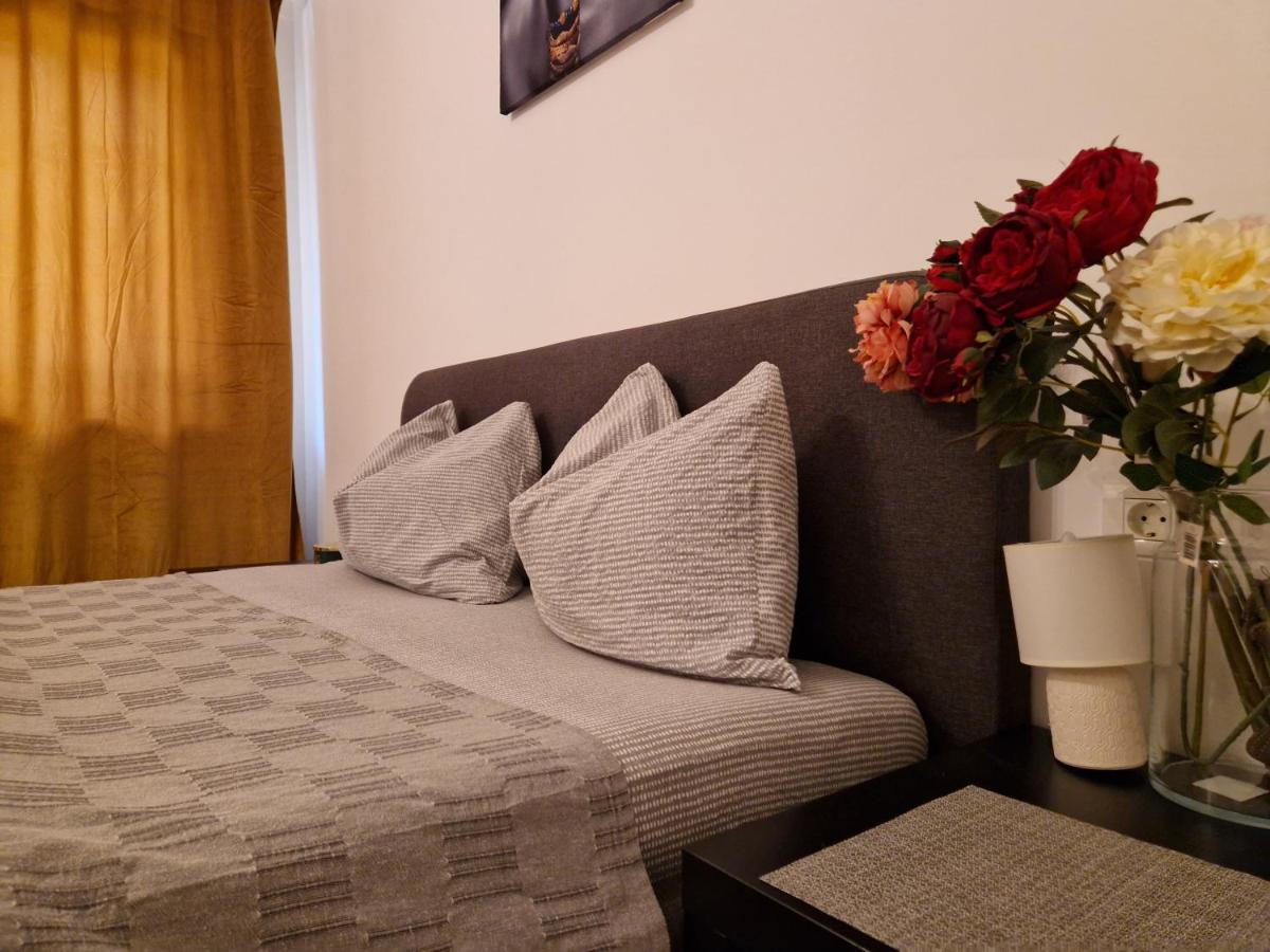 ホテル Renate House Băile Herculane エクステリア 写真
